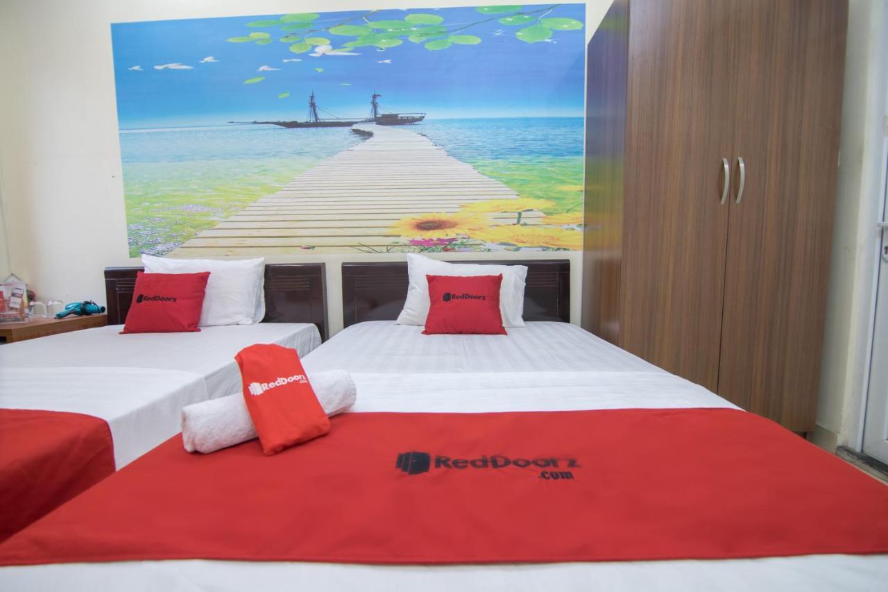 Reddoorz Near Hanoi Railway Station Екстериор снимка