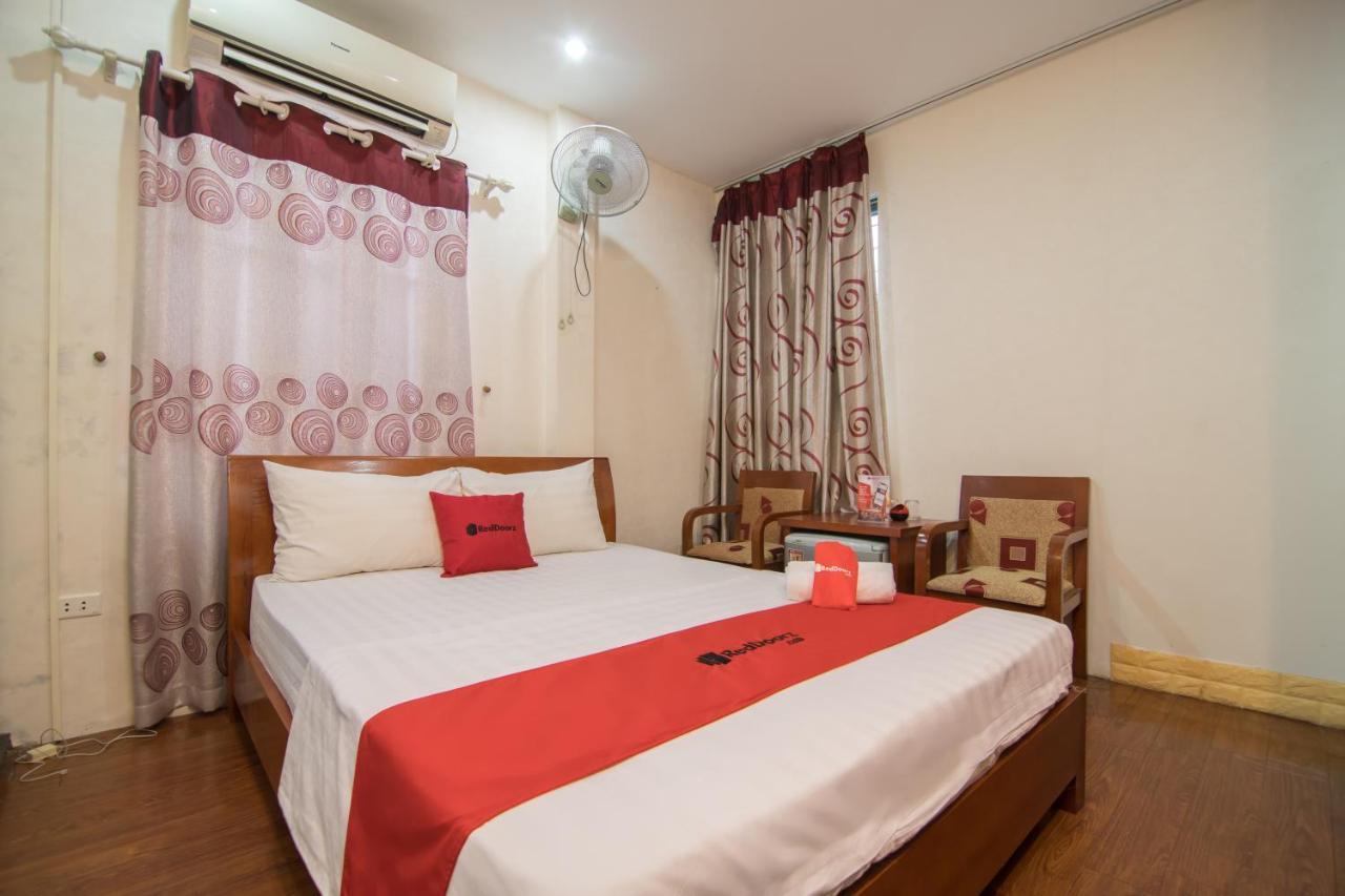 Reddoorz Near Hanoi Railway Station Екстериор снимка