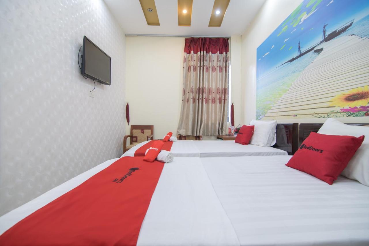 Reddoorz Near Hanoi Railway Station Екстериор снимка